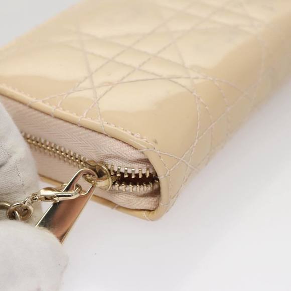 Christian Dior Canage Card Case Enamel Beige Auth ar13203 - Picture 8 of 16